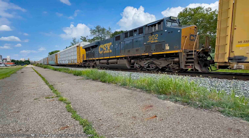 CSX 902